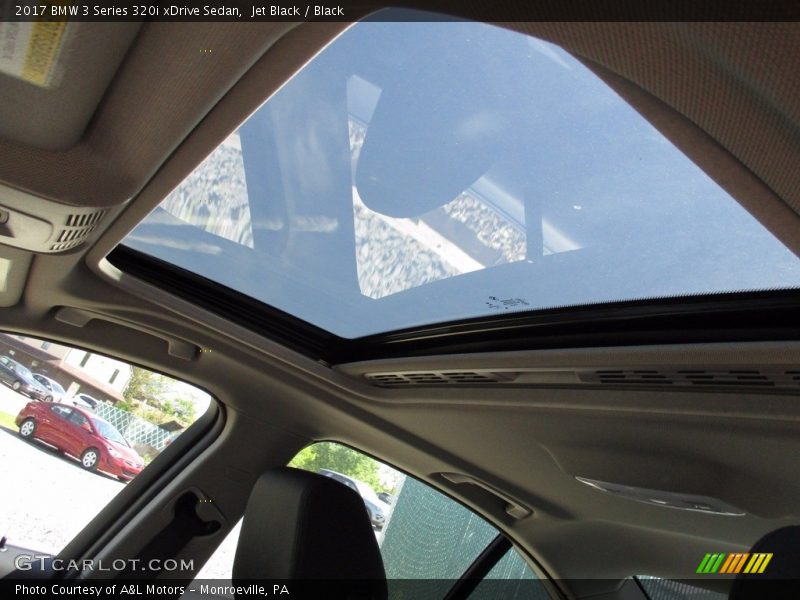 Jet Black / Black 2017 BMW 3 Series 320i xDrive Sedan