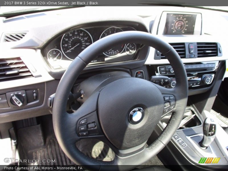 Jet Black / Black 2017 BMW 3 Series 320i xDrive Sedan