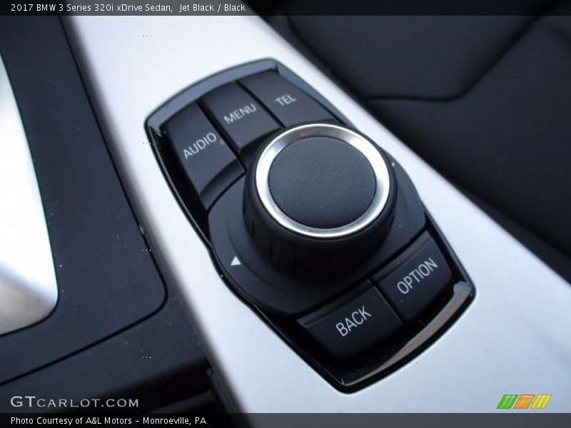 Jet Black / Black 2017 BMW 3 Series 320i xDrive Sedan