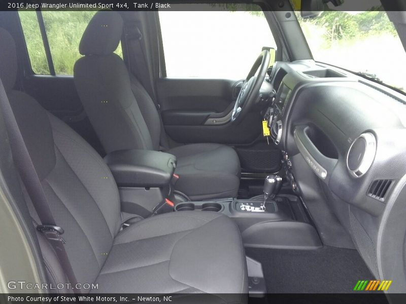 Tank / Black 2016 Jeep Wrangler Unlimited Sport 4x4
