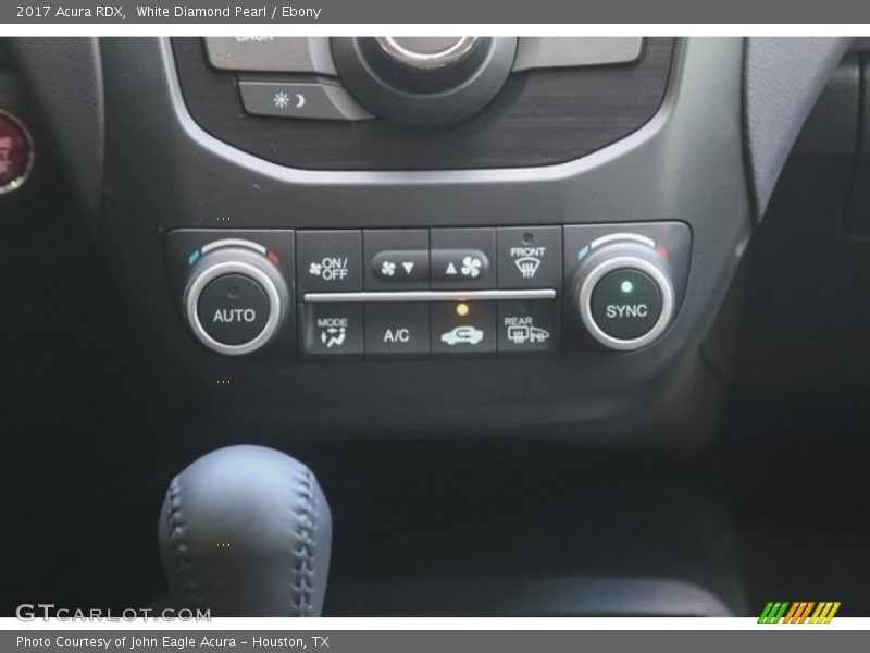 White Diamond Pearl / Ebony 2017 Acura RDX