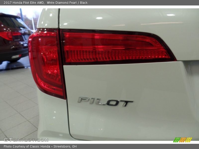 White Diamond Pearl / Black 2017 Honda Pilot Elite AWD