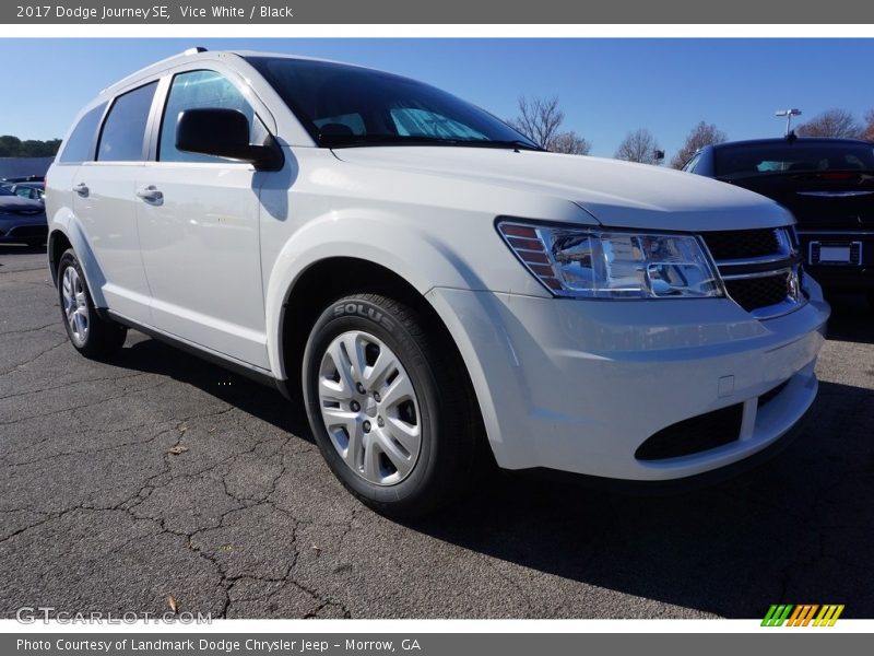 Vice White / Black 2017 Dodge Journey SE