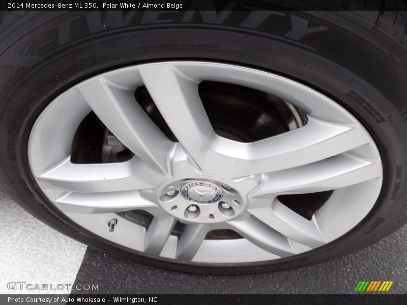 Polar White / Almond Beige 2014 Mercedes-Benz ML 350
