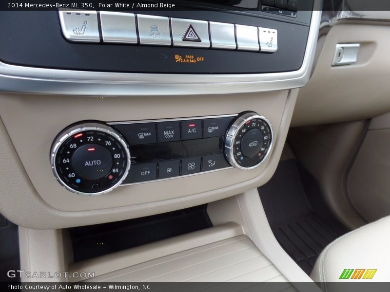 Polar White / Almond Beige 2014 Mercedes-Benz ML 350