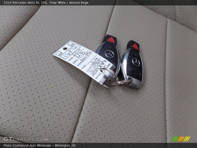 Polar White / Almond Beige 2014 Mercedes-Benz ML 350