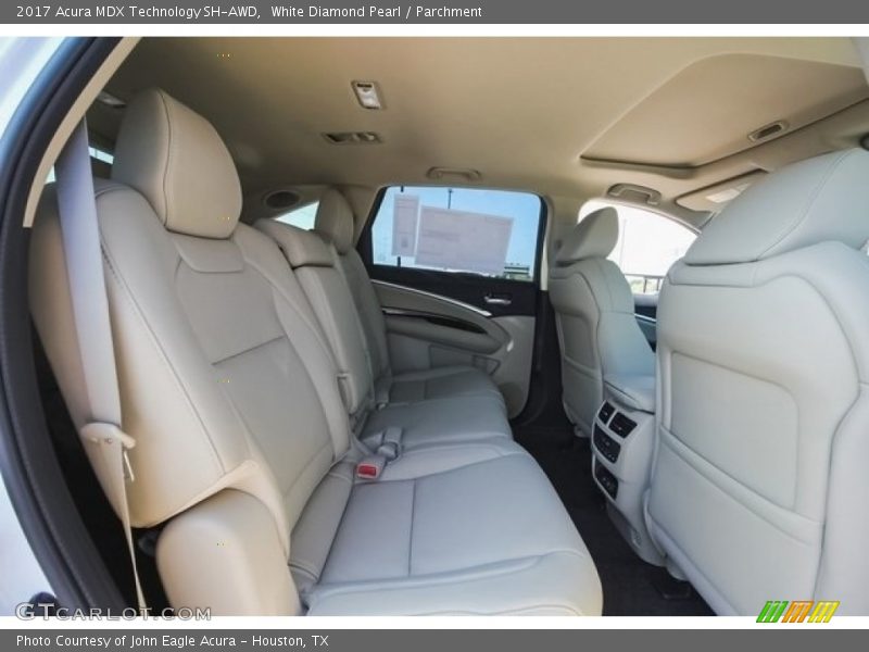 White Diamond Pearl / Parchment 2017 Acura MDX Technology SH-AWD
