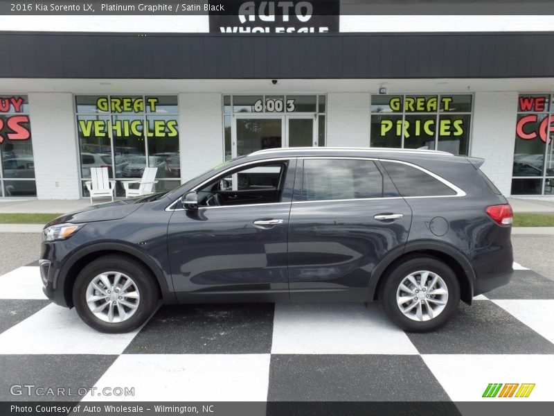 Platinum Graphite / Satin Black 2016 Kia Sorento LX