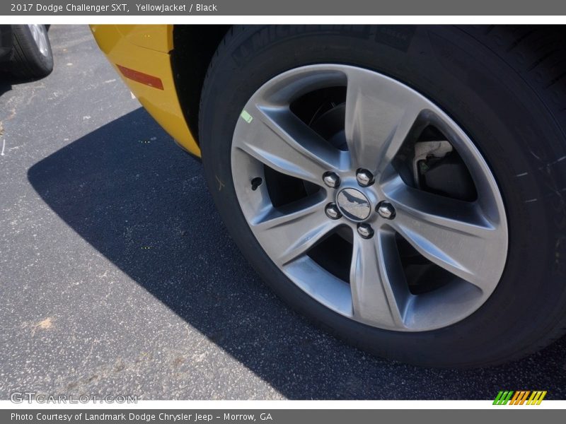 YellowJacket / Black 2017 Dodge Challenger SXT