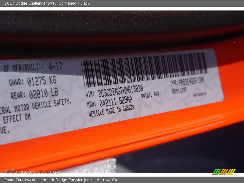 Go Mango / Black 2017 Dodge Challenger SXT