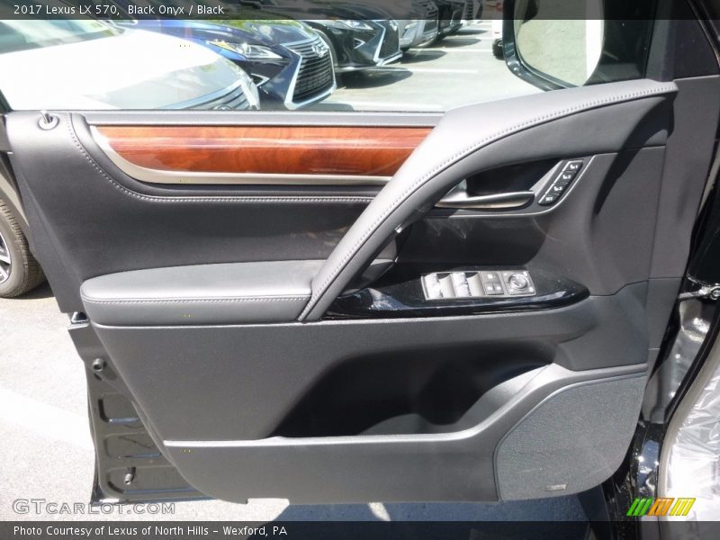 Black Onyx / Black 2017 Lexus LX 570