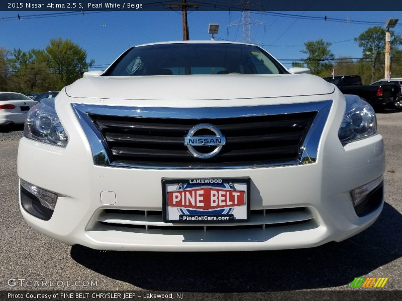 Pearl White / Beige 2015 Nissan Altima 2.5 S
