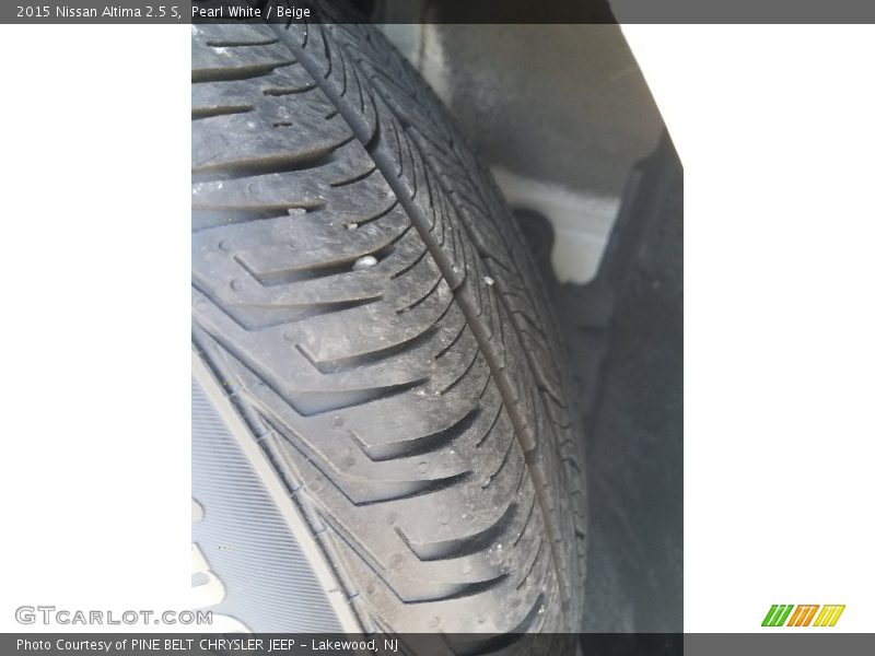 Pearl White / Beige 2015 Nissan Altima 2.5 S