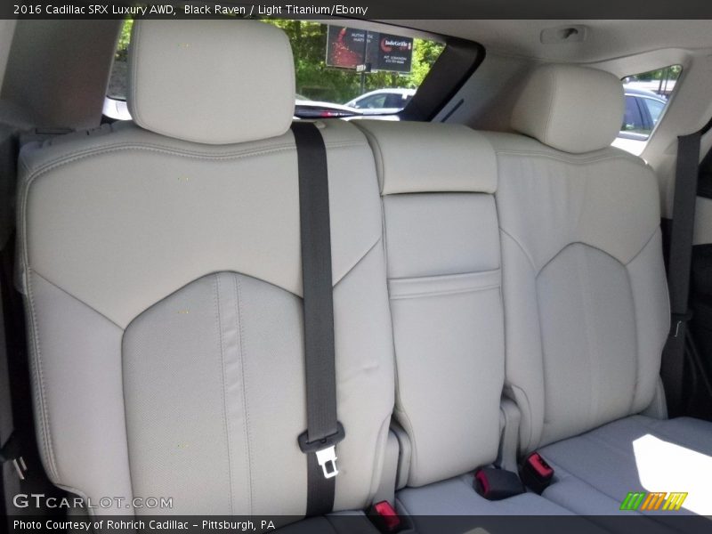 Black Raven / Light Titanium/Ebony 2016 Cadillac SRX Luxury AWD