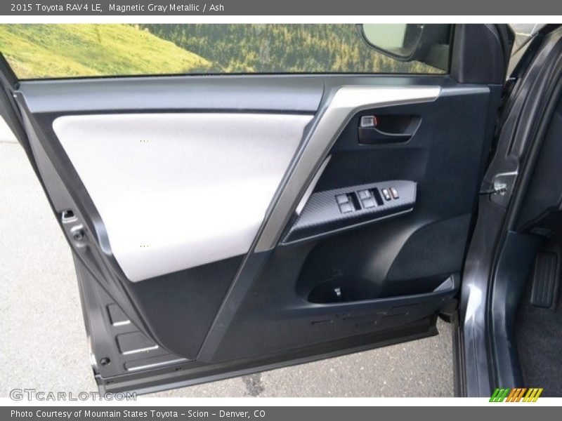 Magnetic Gray Metallic / Ash 2015 Toyota RAV4 LE