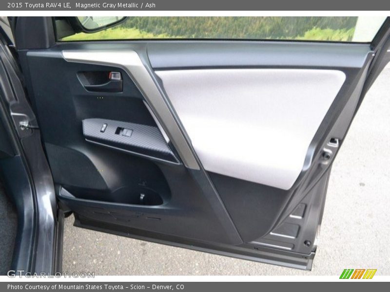Magnetic Gray Metallic / Ash 2015 Toyota RAV4 LE