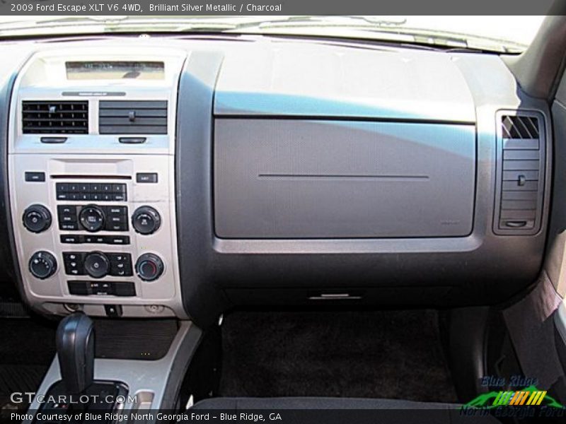 Brilliant Silver Metallic / Charcoal 2009 Ford Escape XLT V6 4WD