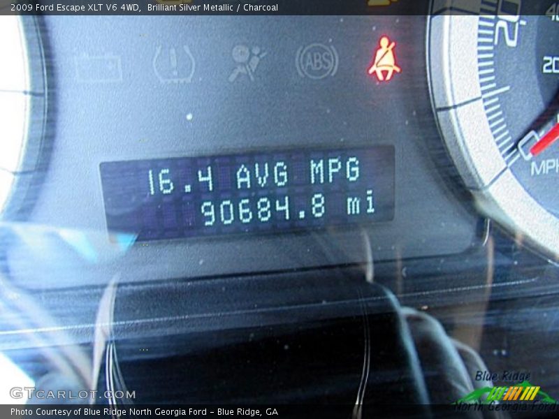 Brilliant Silver Metallic / Charcoal 2009 Ford Escape XLT V6 4WD