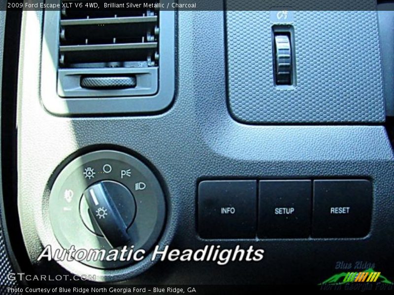 Brilliant Silver Metallic / Charcoal 2009 Ford Escape XLT V6 4WD