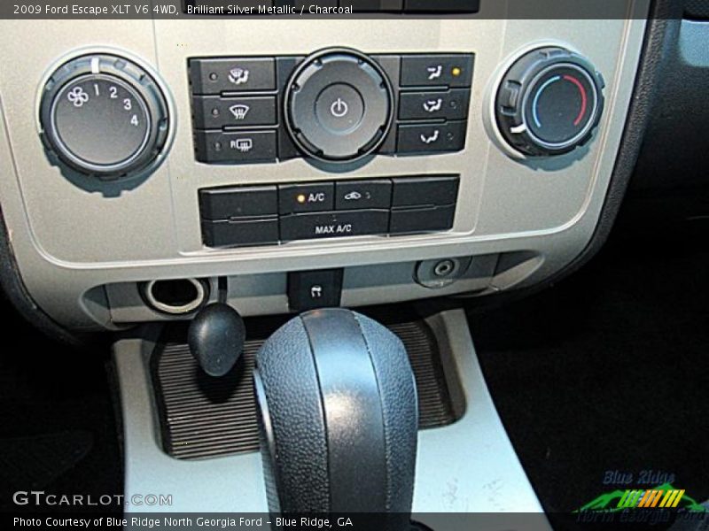 Brilliant Silver Metallic / Charcoal 2009 Ford Escape XLT V6 4WD