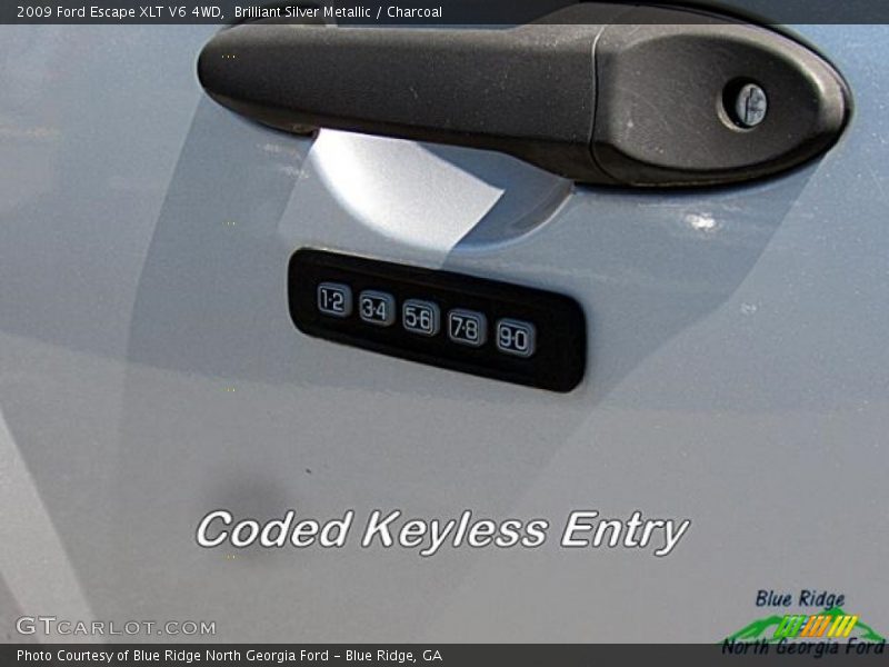 Brilliant Silver Metallic / Charcoal 2009 Ford Escape XLT V6 4WD