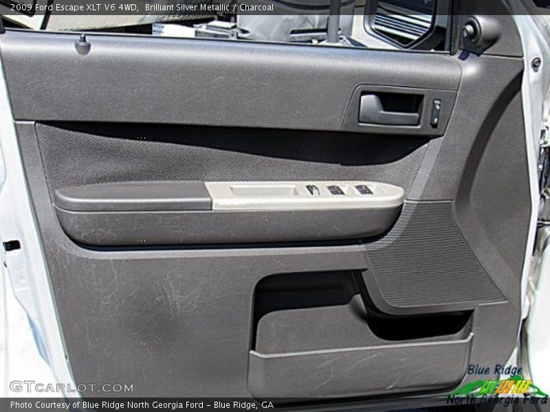 Brilliant Silver Metallic / Charcoal 2009 Ford Escape XLT V6 4WD