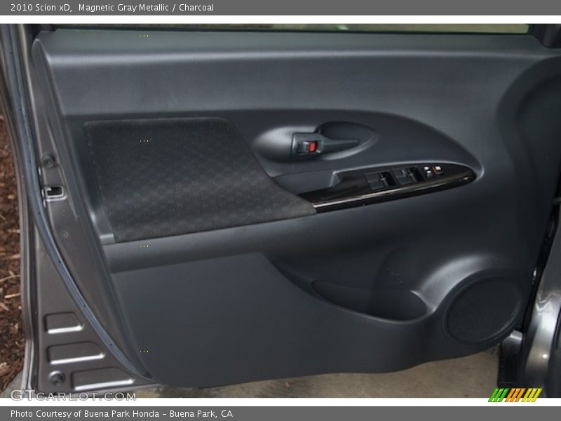 Magnetic Gray Metallic / Charcoal 2010 Scion xD