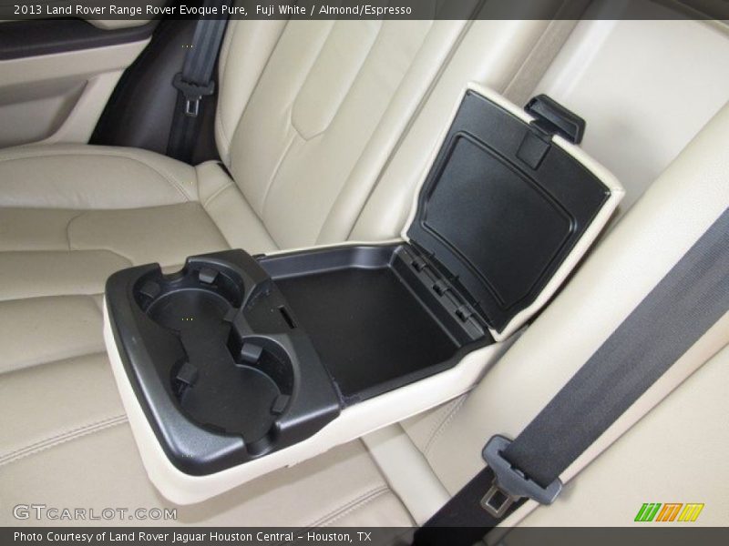 Fuji White / Almond/Espresso 2013 Land Rover Range Rover Evoque Pure