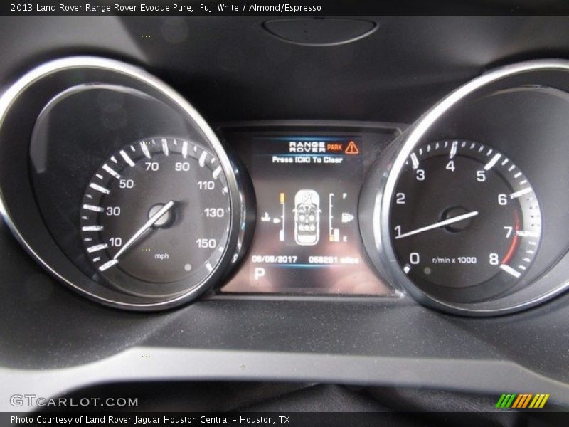 Fuji White / Almond/Espresso 2013 Land Rover Range Rover Evoque Pure