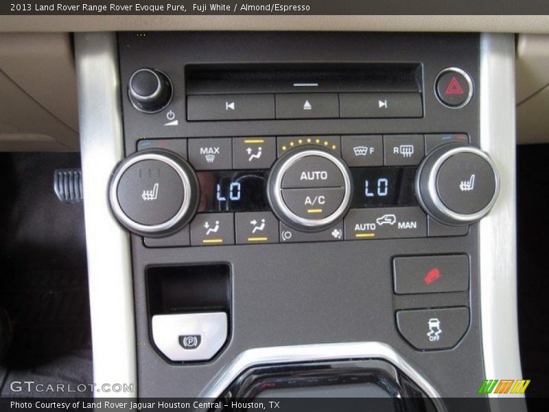 Fuji White / Almond/Espresso 2013 Land Rover Range Rover Evoque Pure