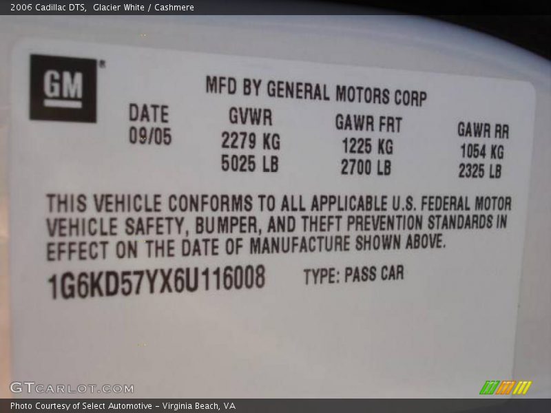 Glacier White / Cashmere 2006 Cadillac DTS