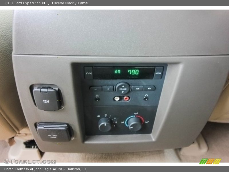 Tuxedo Black / Camel 2013 Ford Expedition XLT