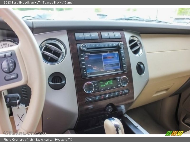 Tuxedo Black / Camel 2013 Ford Expedition XLT
