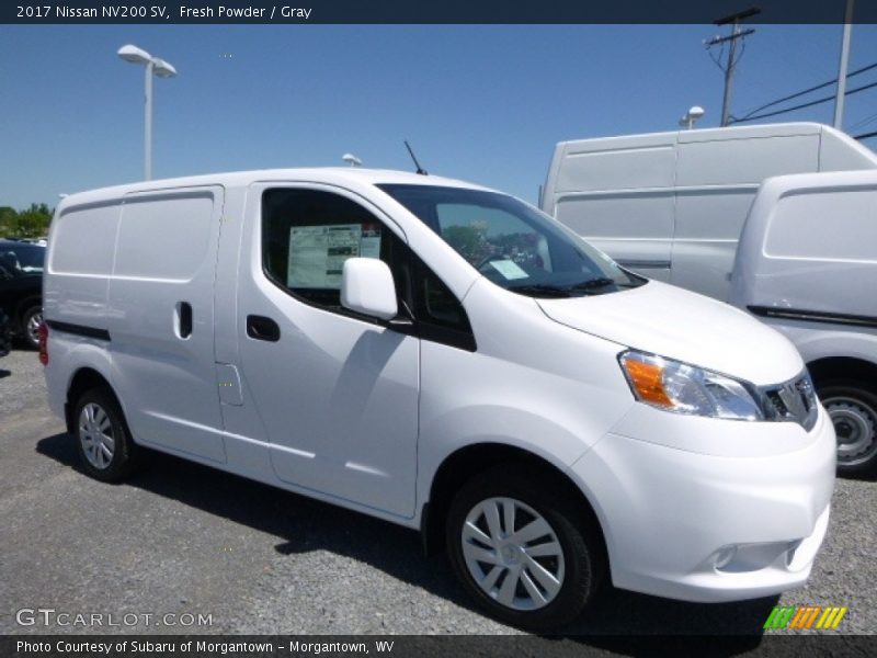 Fresh Powder / Gray 2017 Nissan NV200 SV