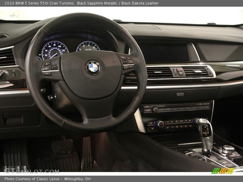Dashboard of 2010 5 Series 550i Gran Turismo
