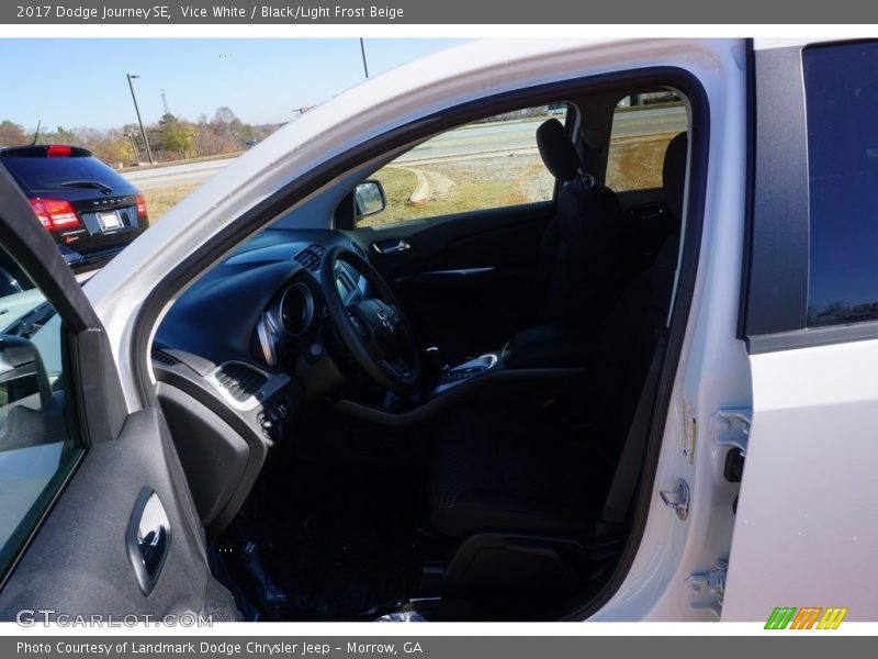 Vice White / Black/Light Frost Beige 2017 Dodge Journey SE