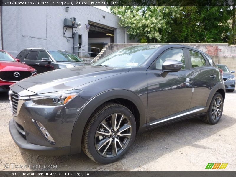 Front 3/4 View of 2017 CX-3 Grand Touring AWD