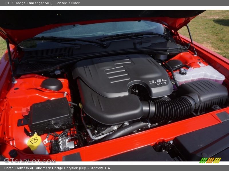 TorRed / Black 2017 Dodge Challenger SXT