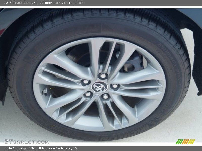 Attitude Black Metallic / Black 2015 Toyota Camry SE