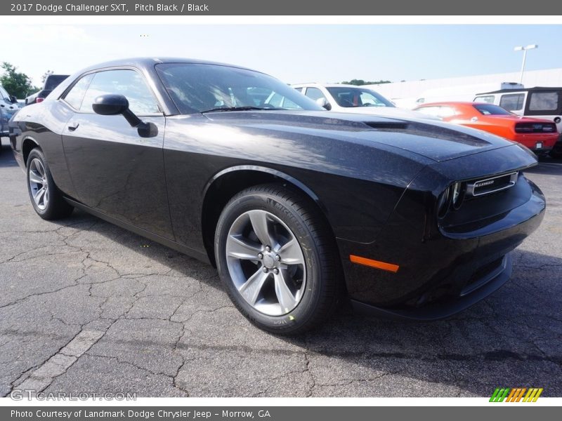 Pitch Black / Black 2017 Dodge Challenger SXT