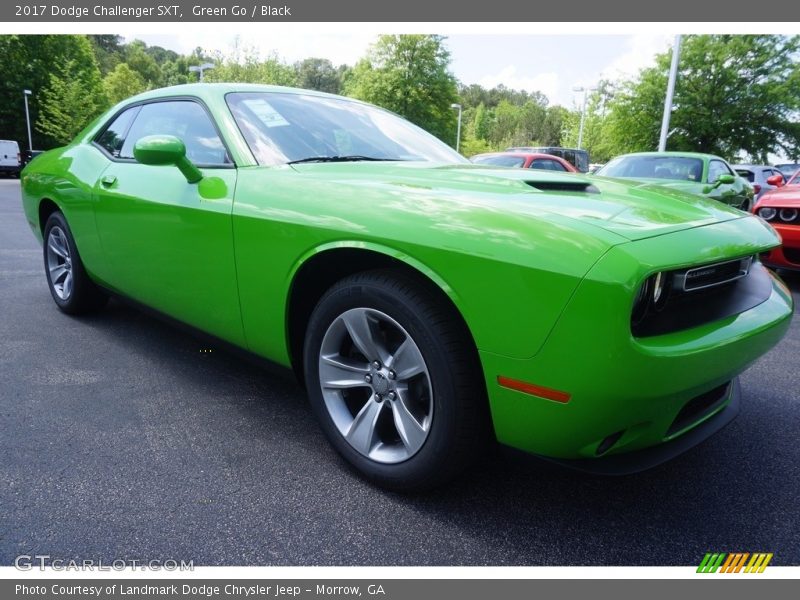  2017 Challenger SXT Green Go