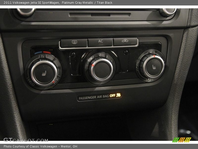 Platinum Gray Metallic / Titan Black 2011 Volkswagen Jetta SE SportWagen