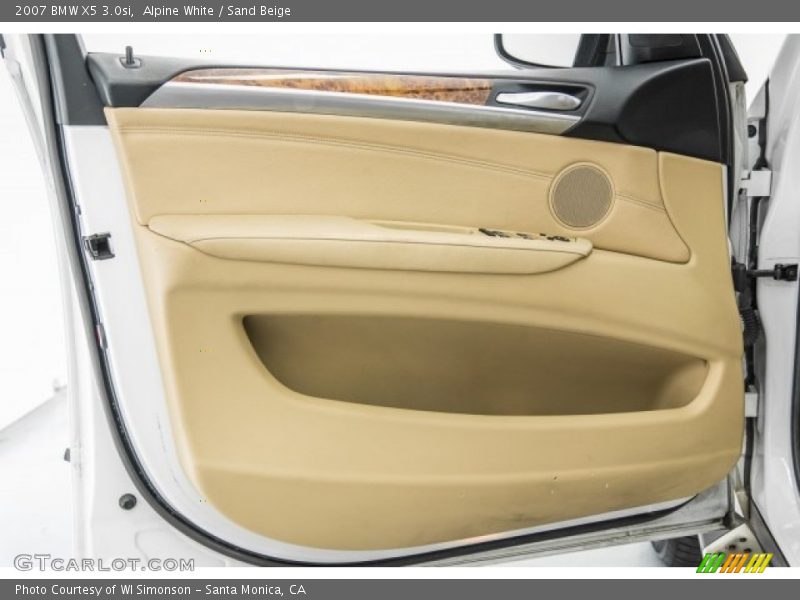 Alpine White / Sand Beige 2007 BMW X5 3.0si