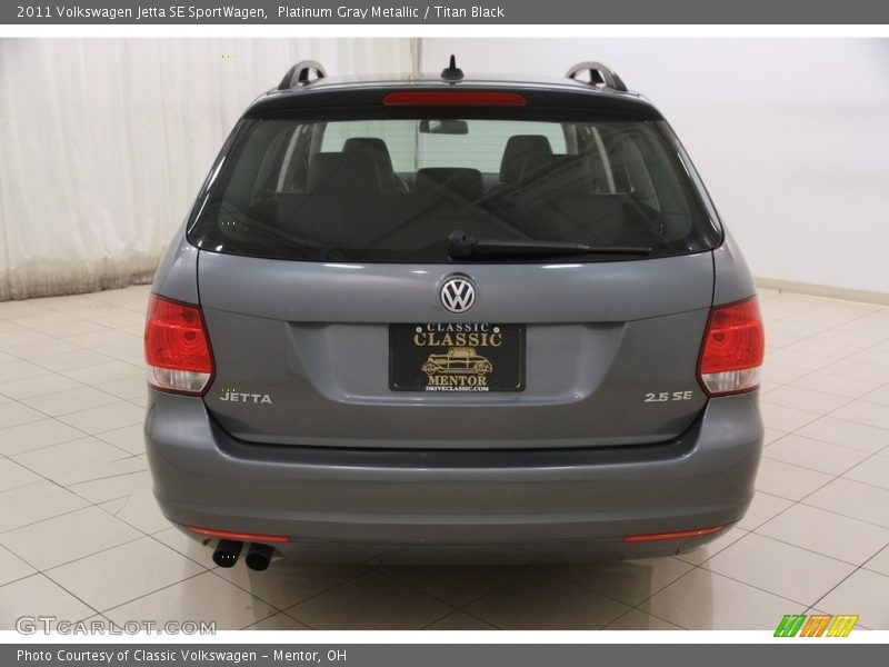 Platinum Gray Metallic / Titan Black 2011 Volkswagen Jetta SE SportWagen