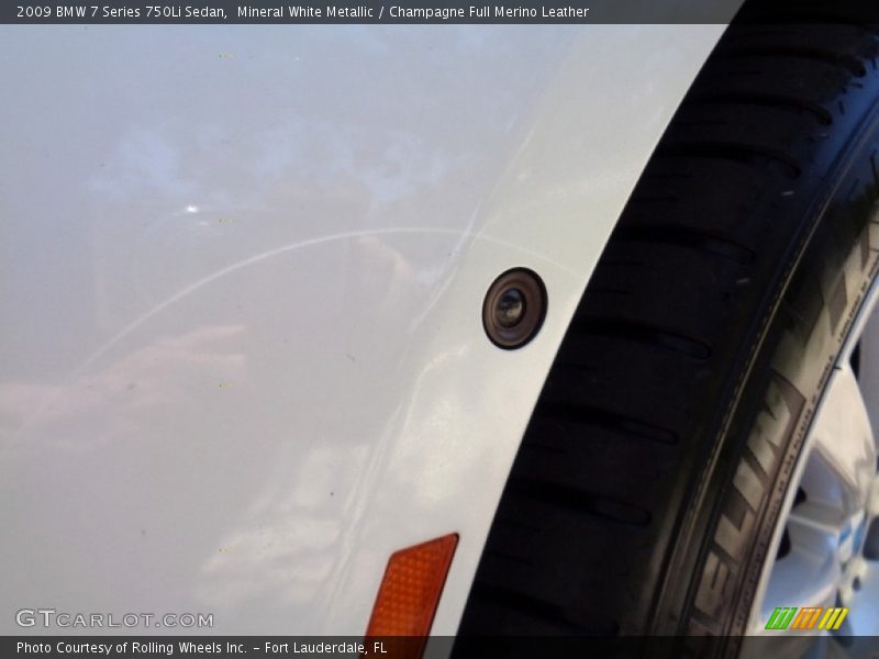 Mineral White Metallic / Champagne Full Merino Leather 2009 BMW 7 Series 750Li Sedan