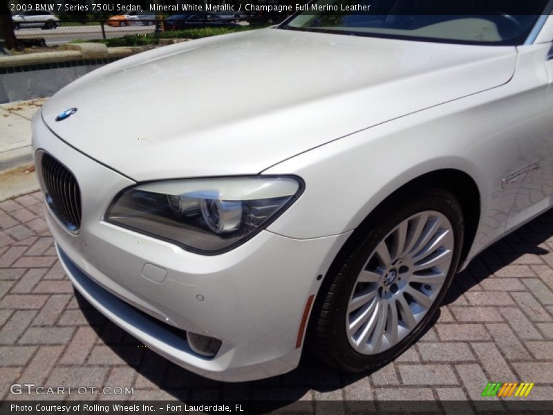 Mineral White Metallic / Champagne Full Merino Leather 2009 BMW 7 Series 750Li Sedan
