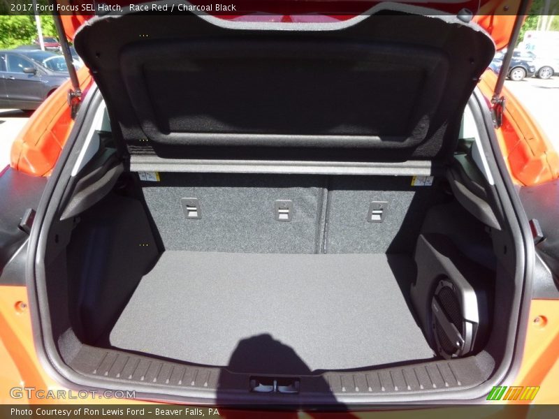 Race Red / Charcoal Black 2017 Ford Focus SEL Hatch