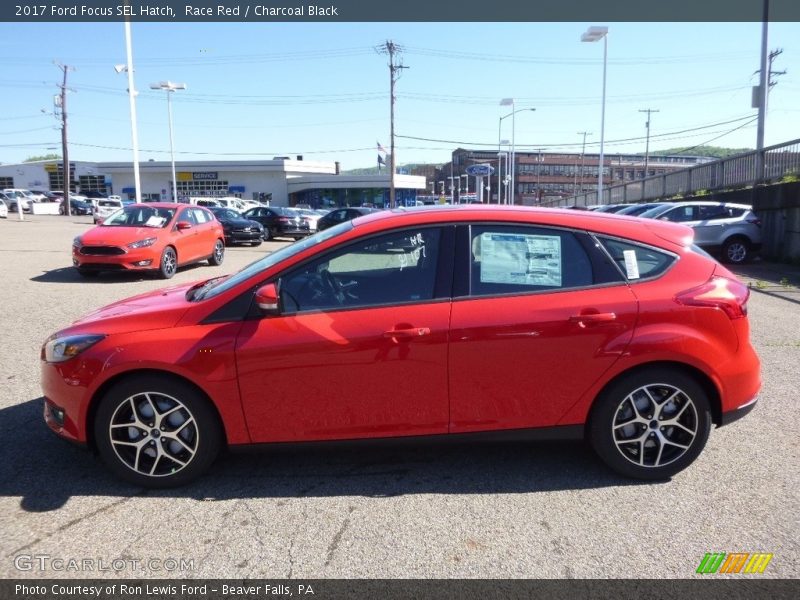 Race Red / Charcoal Black 2017 Ford Focus SEL Hatch