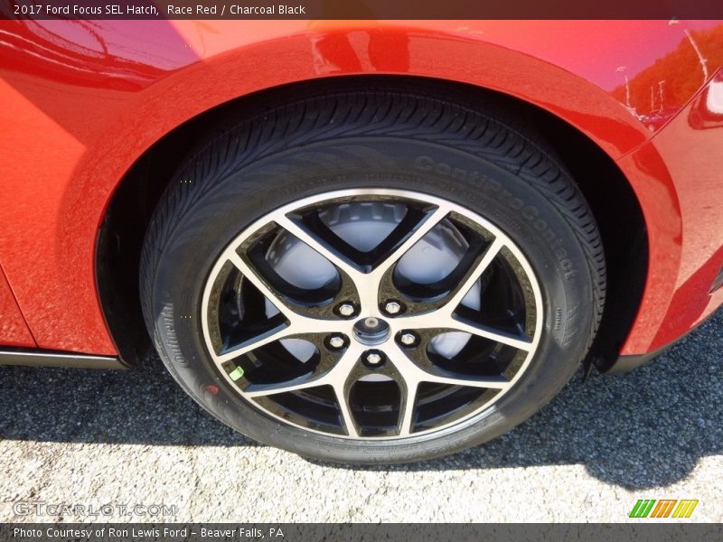 Race Red / Charcoal Black 2017 Ford Focus SEL Hatch