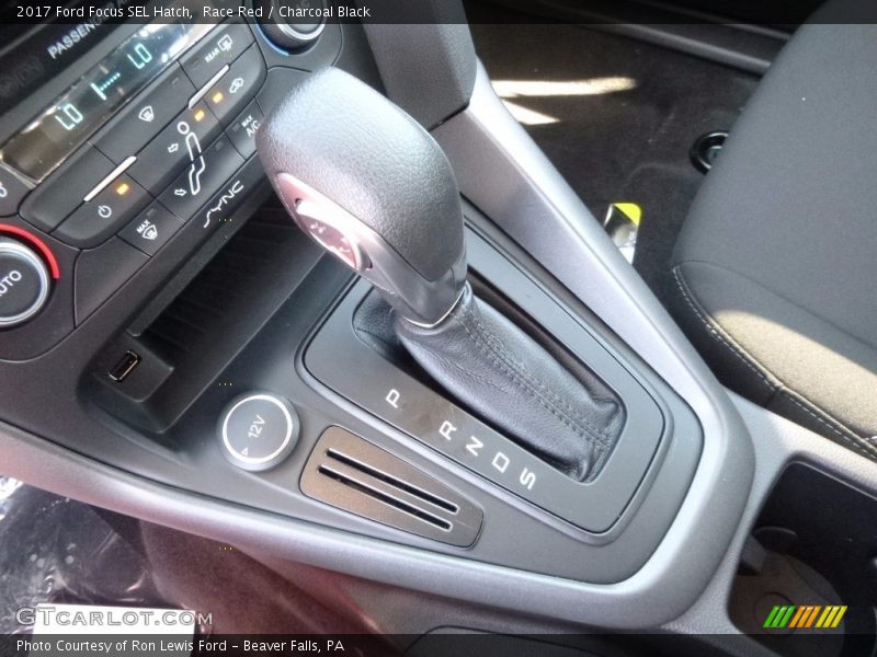 Race Red / Charcoal Black 2017 Ford Focus SEL Hatch